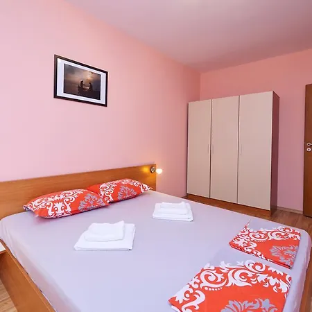 Dimitrovi * بوموري